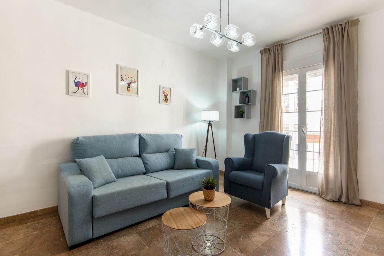 Center Apartment 2Bed 2B Aircon Wif And Parking Free Малага Екстериор снимка