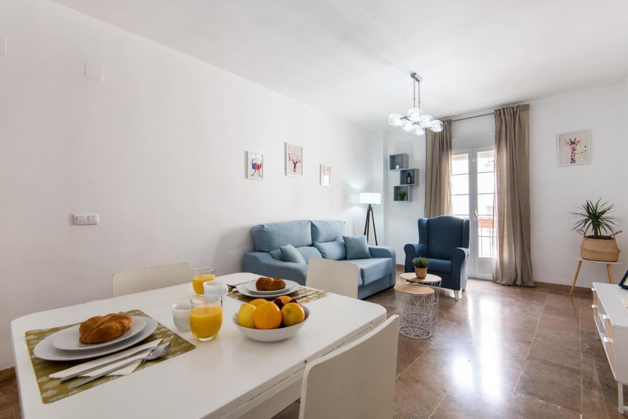 Center Apartment 2Bed 2B Aircon Wif And Parking Free Малага Екстериор снимка