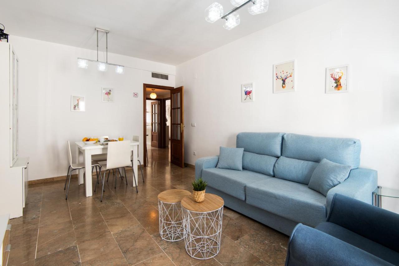 Center Apartment 2Bed 2B Aircon Wif And Parking Free Малага Екстериор снимка